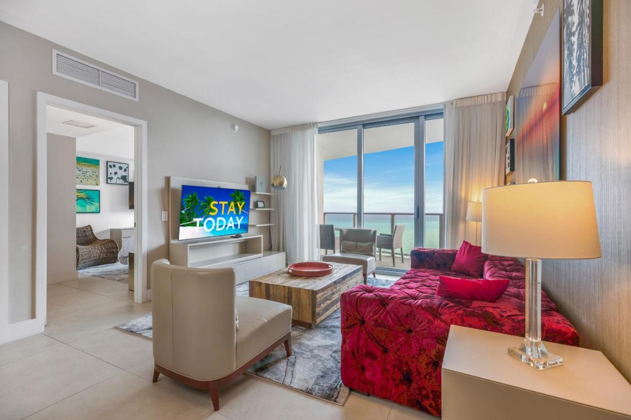 Seashore Resort - 2 Bedroom Right On The Beach Direct Ocean-View With Amenities On The Rooftop Hollywood Zewnętrze zdjęcie