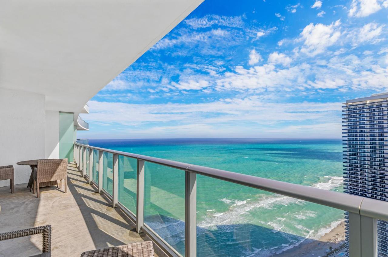 Seashore Resort - 2 Bedroom Right On The Beach Direct Ocean-View With Amenities On The Rooftop Hollywood Zewnętrze zdjęcie
