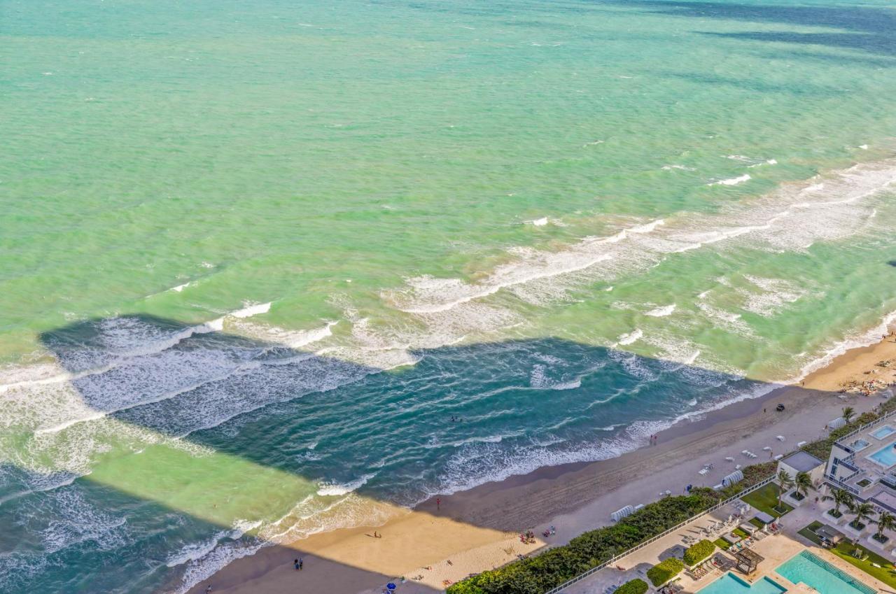 Seashore Resort - 2 Bedroom Right On The Beach Direct Ocean-View With Amenities On The Rooftop Hollywood Zewnętrze zdjęcie